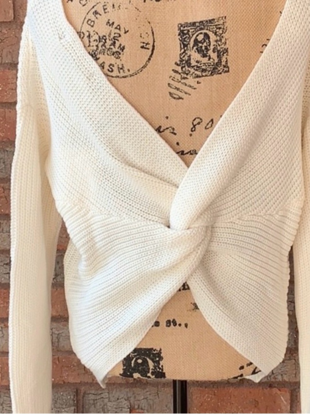 Women’s Cream Twist-Back Knit Sweater - Picture 4 of 4